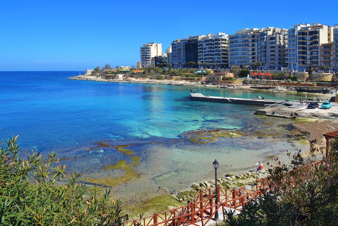 Marvellous Seafront Apartment Σλιέμα Εξωτερικό φωτογραφία
