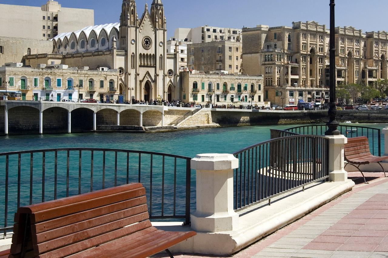Marvellous Seafront Apartment Σλιέμα Εξωτερικό φωτογραφία